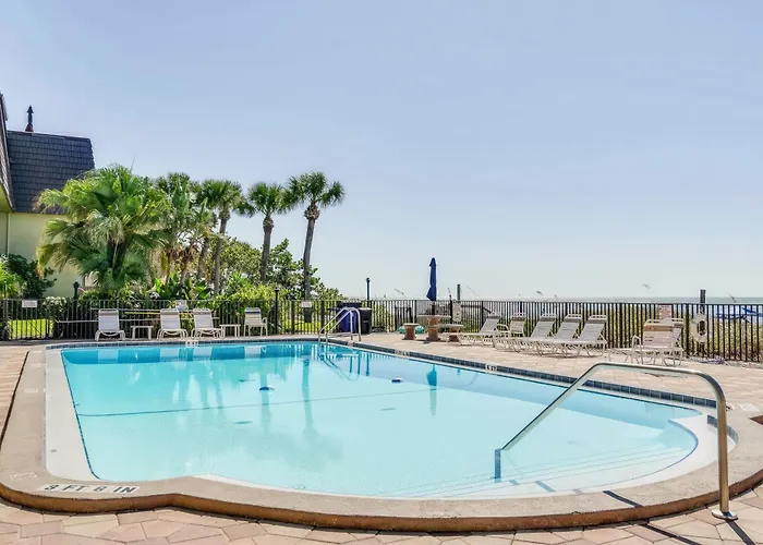 Beachfront Water View With Pool Sundeck Private Balcony And Wd *