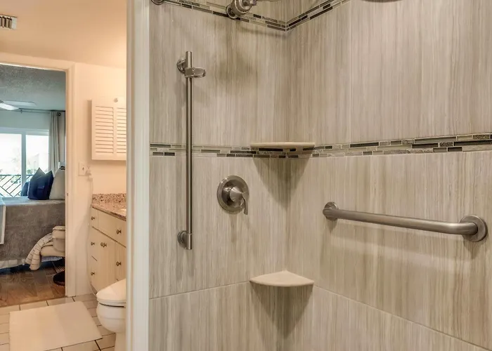 Beachfront Water View With Pool Sundeck Private Balcony And Wd * Clearwater Beach